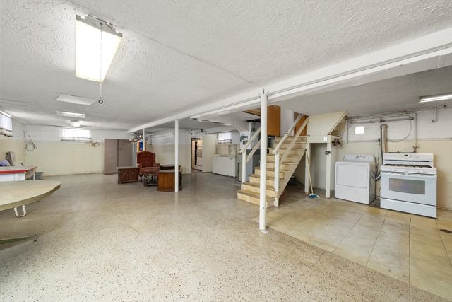 2439 Ernst Street, Franklin Park, IL 60131