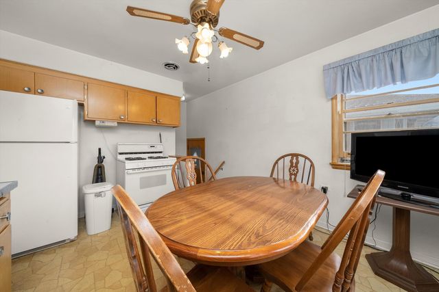 2439 Ernst Street, Franklin Park, IL 60131