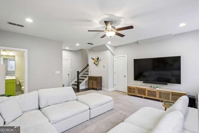 140 Fair View Circle, Roswell, GA 30076