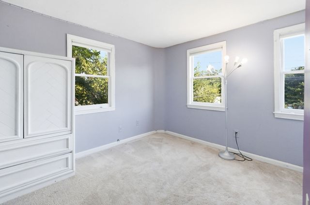 51 Mechanic St, Bellingham, MA 02019