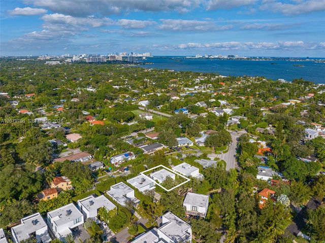 8611 Arboretum Lane, Miami, FL 33138