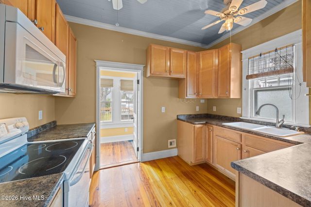 1614 Spencer Avenue, New Bern, NC 28560