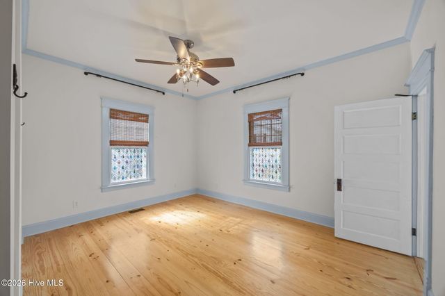 1614 Spencer Avenue, New Bern, NC 28560