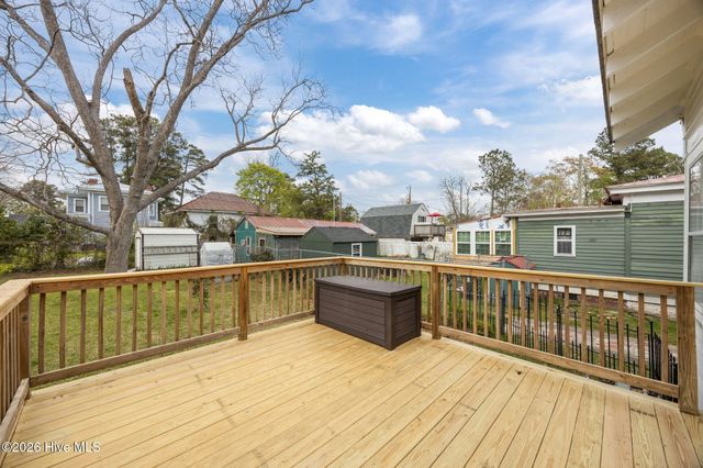 1614 Spencer Avenue, New Bern, NC 28560