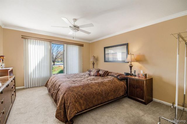 43053 W Kirkwood Drive 30, Clinton Township, MI 48038