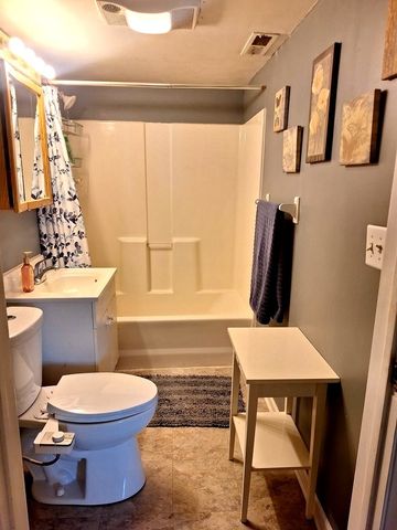 7434 S Nottingham Avenue, Chicago, IL 60638