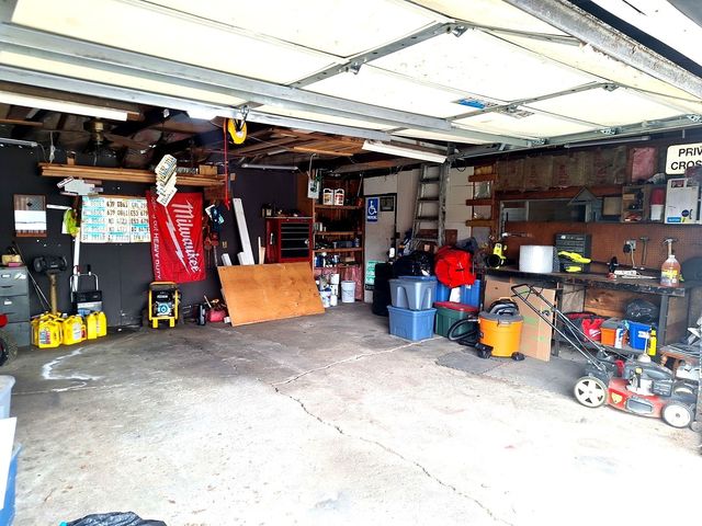 7434 S Nottingham Avenue, Chicago, IL 60638