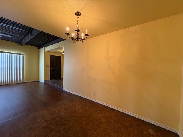 64 W Brown Road, Mesa, AZ 85201
