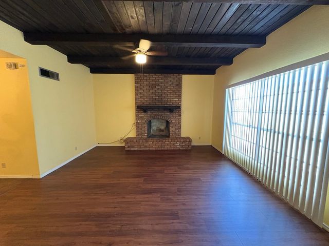 64 W Brown Road, Mesa, AZ 85201