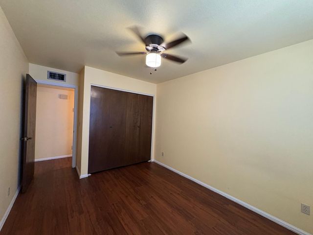 64 W Brown Road, Mesa, AZ 85201