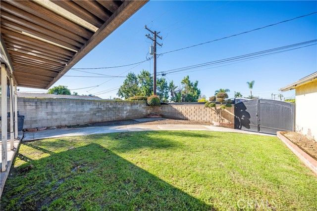 10909 1st, Whittier, CA 90603