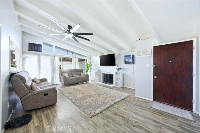 10909 1st, Whittier, CA 90603