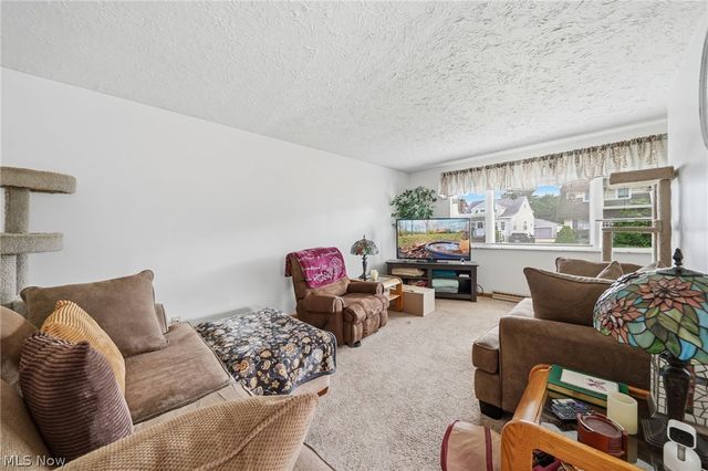 617 Marguerite Avenue, Cuyahoga Falls, OH 44221