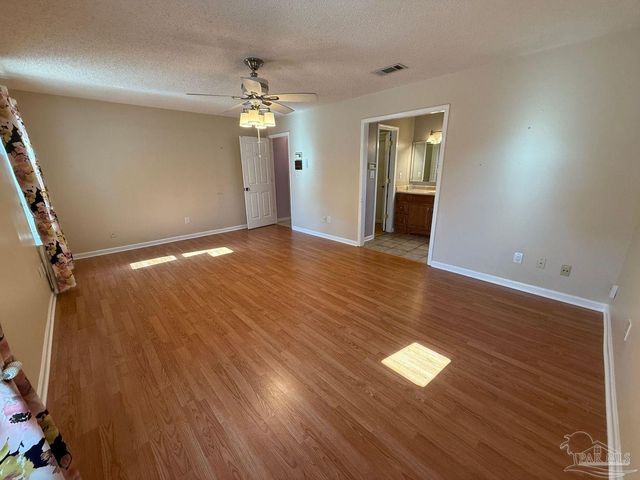 2463 Cavalla Loop, Pensacola, FL 32526