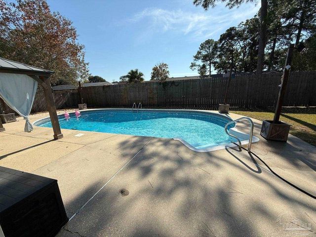 2463 Cavalla Loop, Pensacola, FL 32526