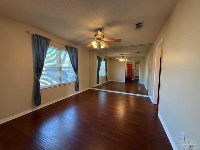 2463 Cavalla Loop, Pensacola, FL 32526