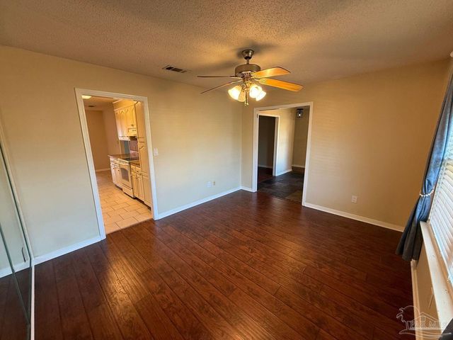 2463 Cavalla Loop, Pensacola, FL 32526