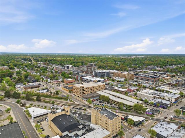 432 S Washington Avenue 905, Royal Oak, MI 48067