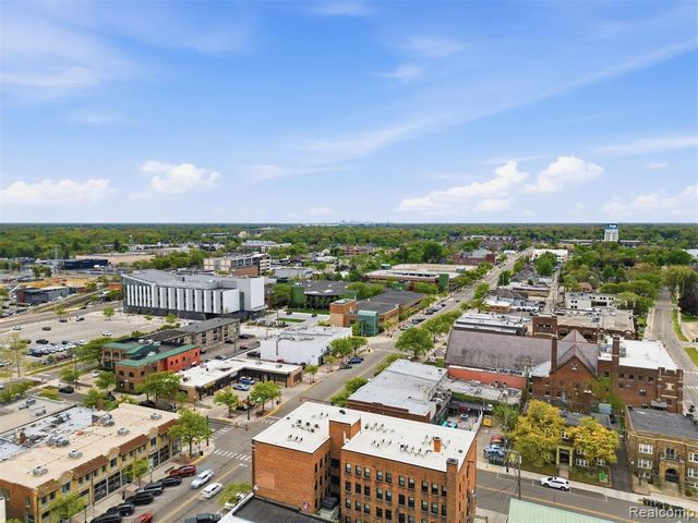 432 S Washington Avenue 905, Royal Oak, MI 48067