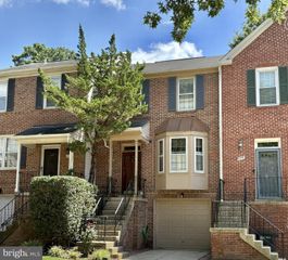9380 PETER ROY CT, Burke, VA 22015
