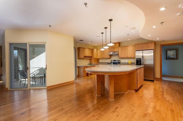 3930 Grand Avenue 306, Des Moines, IA 50312