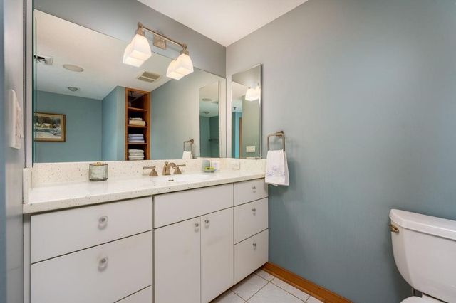 3930 Grand Avenue 306, Des Moines, IA 50312