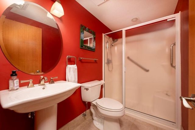 3930 Grand Avenue 306, Des Moines, IA 50312