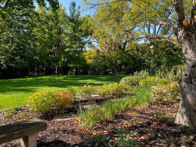 3930 Grand Avenue 306, Des Moines, IA 50312