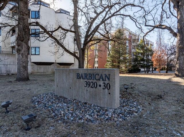 3930 Grand Avenue 306, Des Moines, IA 50312
