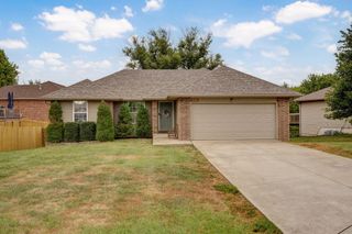 1128 South Brecklyn Road, Springfield, MO 65802