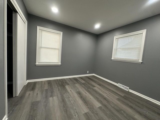 4875 N 53rd STREET, Milwaukee, WI 53218