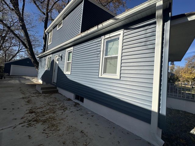 4875 N 53rd STREET, Milwaukee, WI 53218