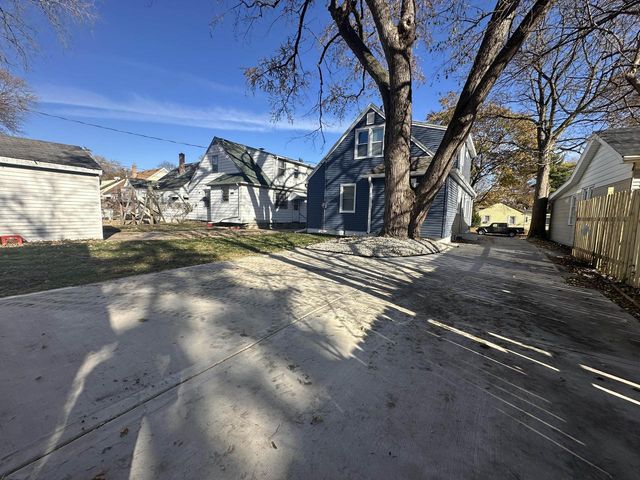 4875 N 53rd STREET, Milwaukee, WI 53218
