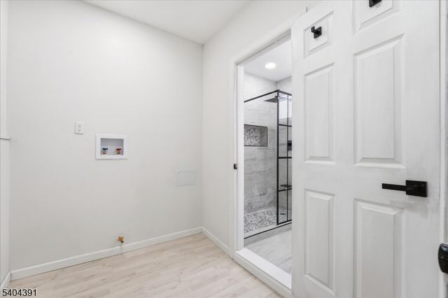 35 Montclair Ave, Clifton City, NJ 07011