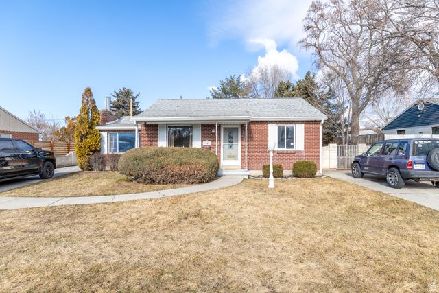 44 W WASHINGTON AVE, Murray, UT 84107