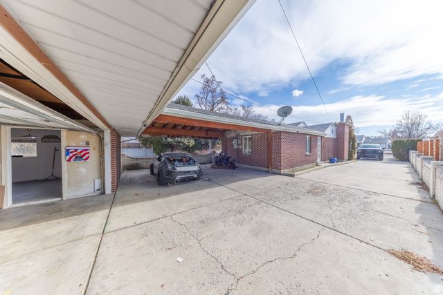 44 W WASHINGTON AVE, Murray, UT 84107