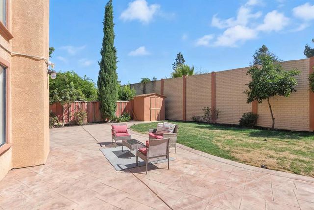 35968 Killorglin Cmn, Fremont, CA 94536