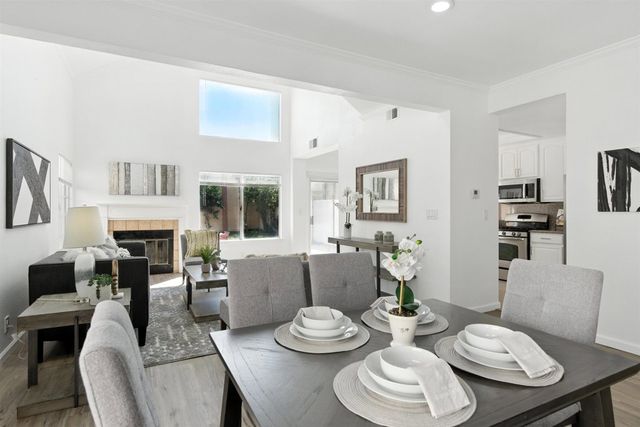 35968 Killorglin Cmn, Fremont, CA 94536