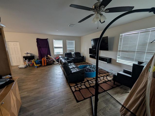 2623 NW 18TH Terrace, Oakland Park, FL 33311