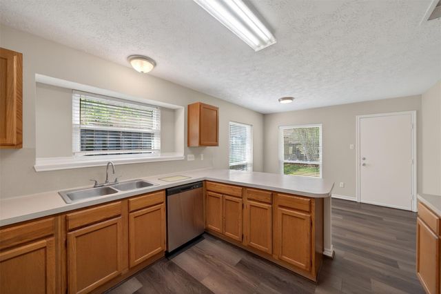 5619 Fawn Trail Lane, Humble, TX 77346