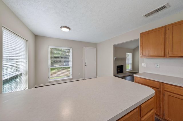 5619 Fawn Trail Lane, Humble, TX 77346