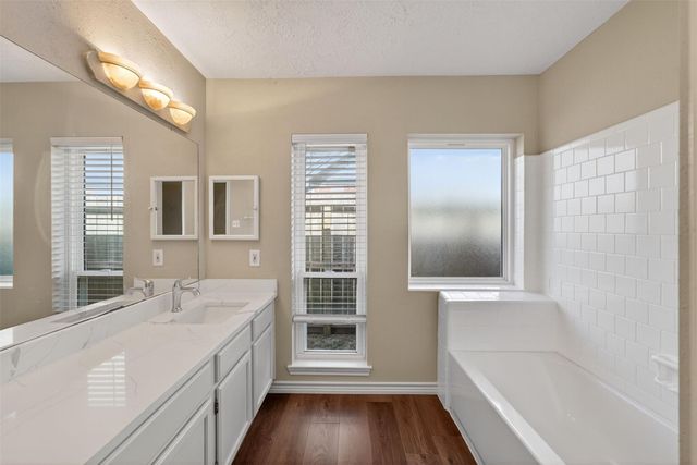 5619 Fawn Trail Lane, Humble, TX 77346