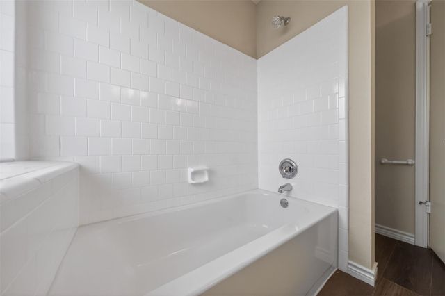 5619 Fawn Trail Lane, Humble, TX 77346