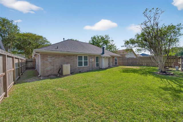5619 Fawn Trail Lane, Humble, TX 77346