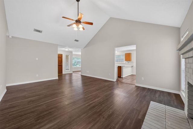 5619 Fawn Trail Lane, Humble, TX 77346