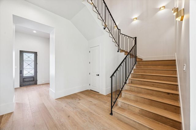 7203 Tickner Street, Houston, TX 77055