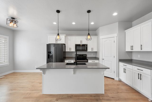 289 N EAGLEWOOD DR, Saratoga Springs, UT 84045