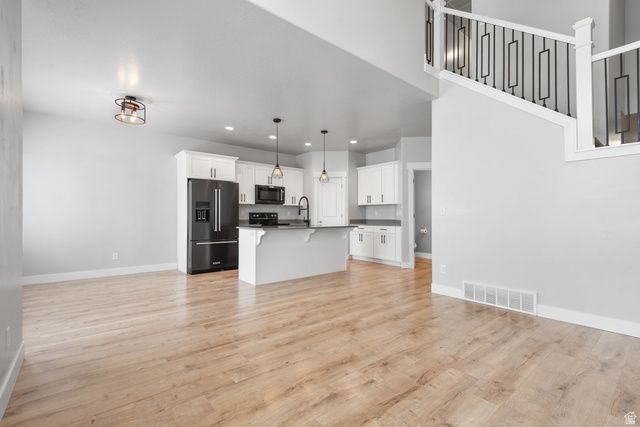 289 N EAGLEWOOD DR, Saratoga Springs, UT 84045