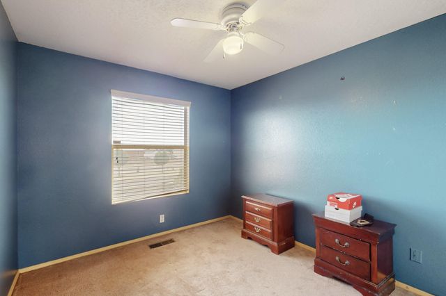 1420 SUMMERFIELD Place SW, Albuquerque, NM 87121