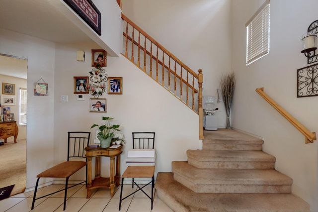 1420 SUMMERFIELD Place SW, Albuquerque, NM 87121